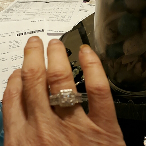 SIMULATED SILVERTONE SET OF RINGS - Picture 5 of 7